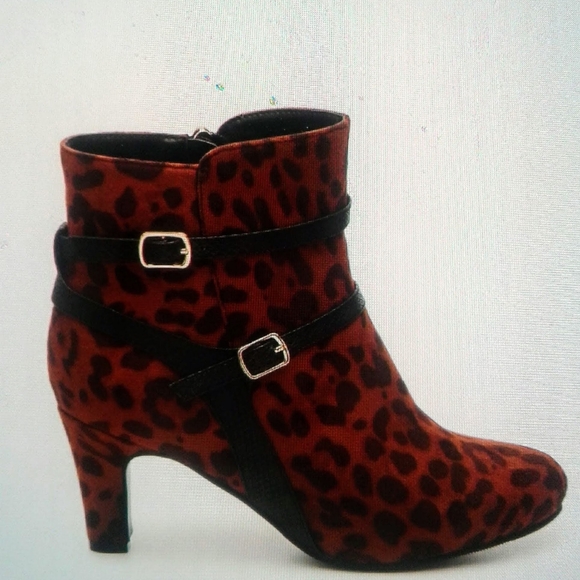 Celebrity Pink Demi Bootie - Picture 3 of 7